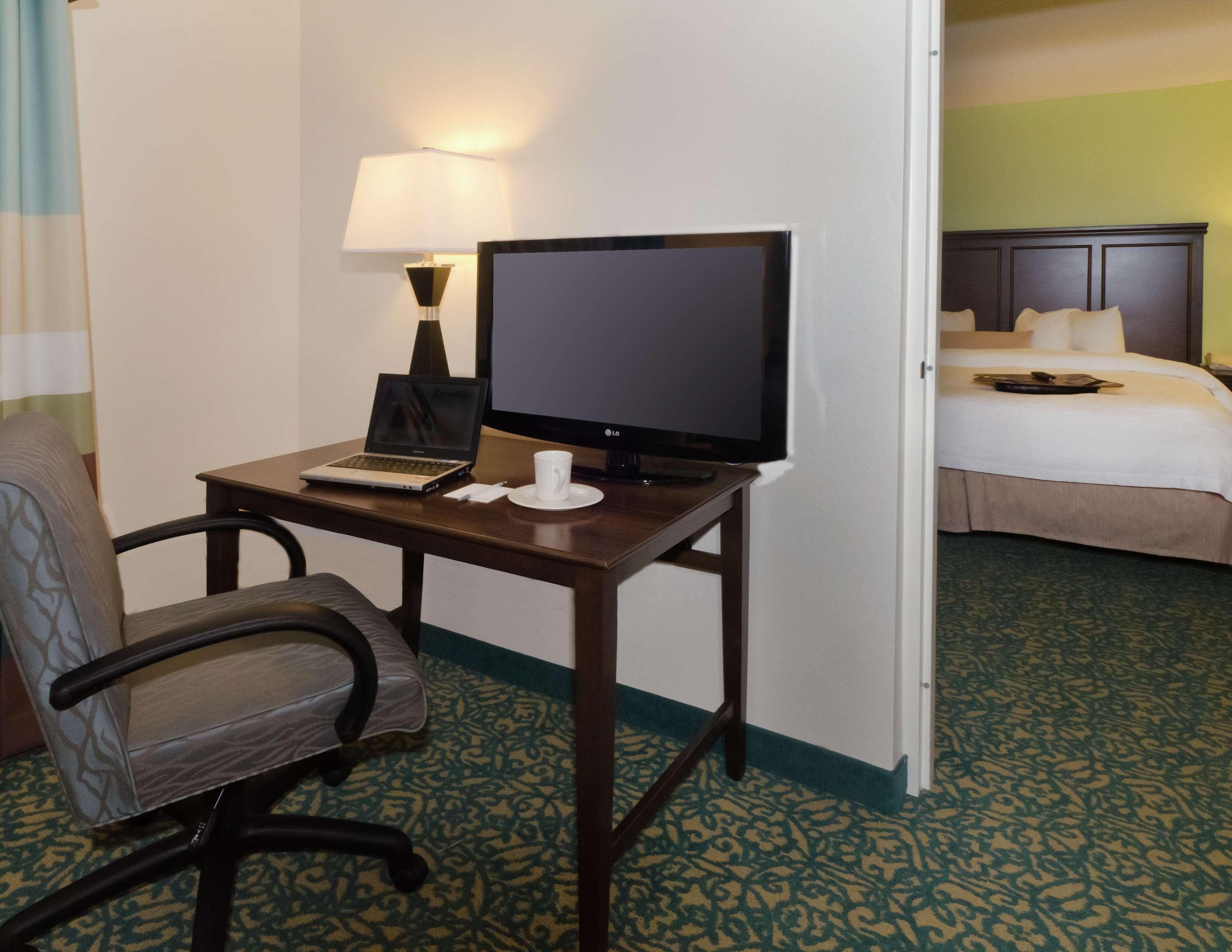 Hampton & Miami-doral Dolphin Mall 3* Sweetwater