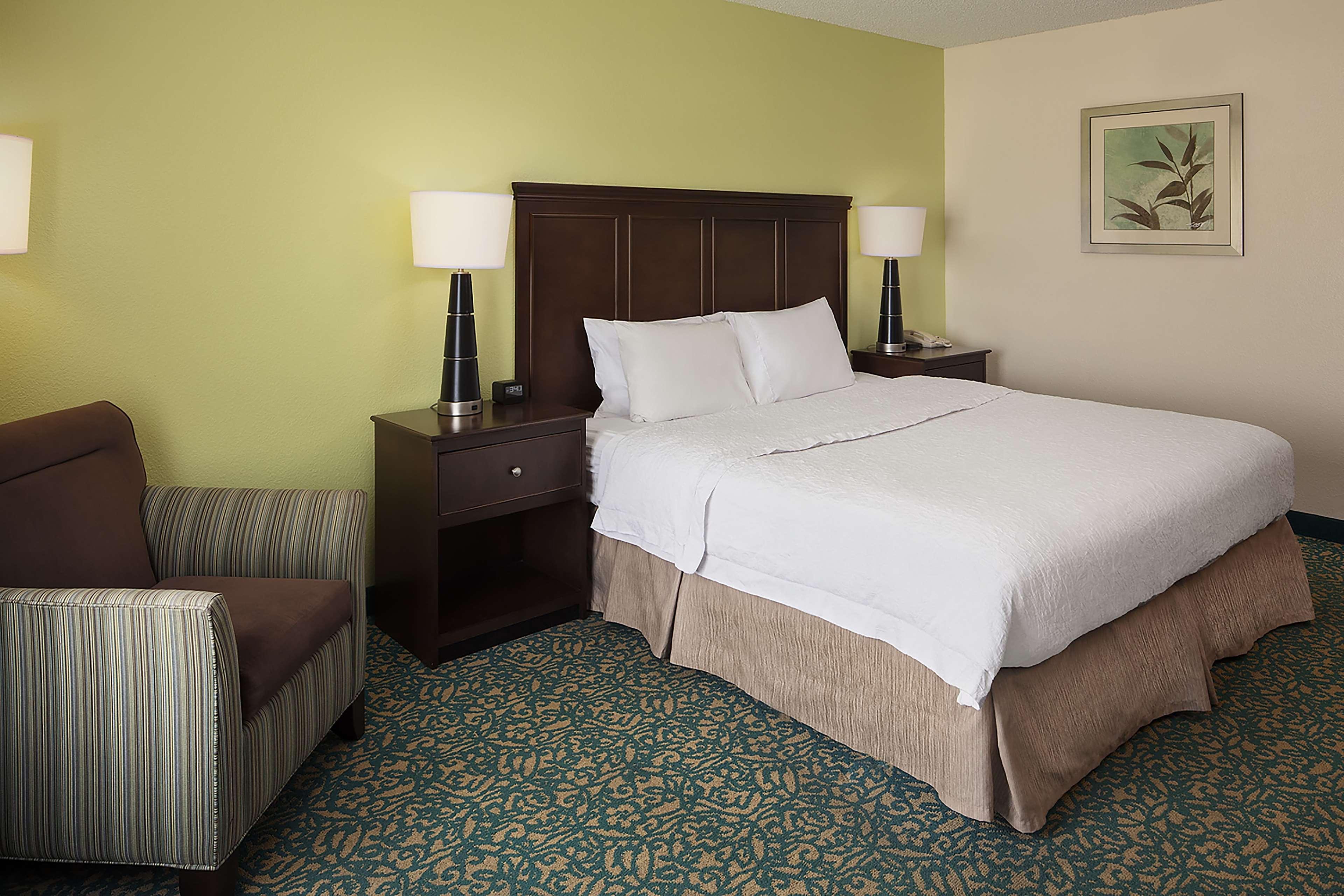 Hampton & Miami-doral Dolphin Mall Hotel Sweetwater