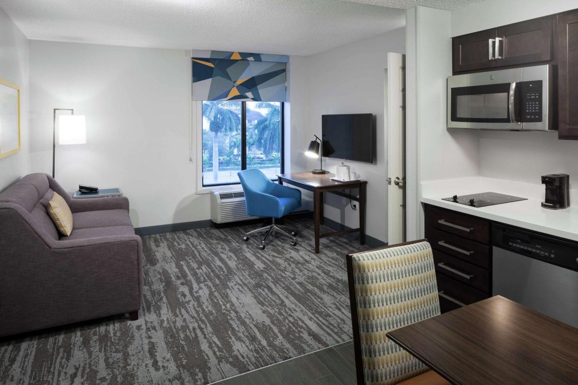 Hotel Hampton & Miami-doral Dolphin Mall Sweetwater
