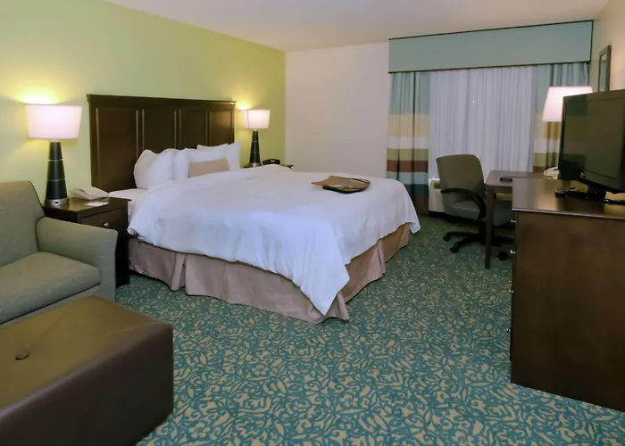 Hampton Inn & Suites Miami-Doral/Dolphin Mall