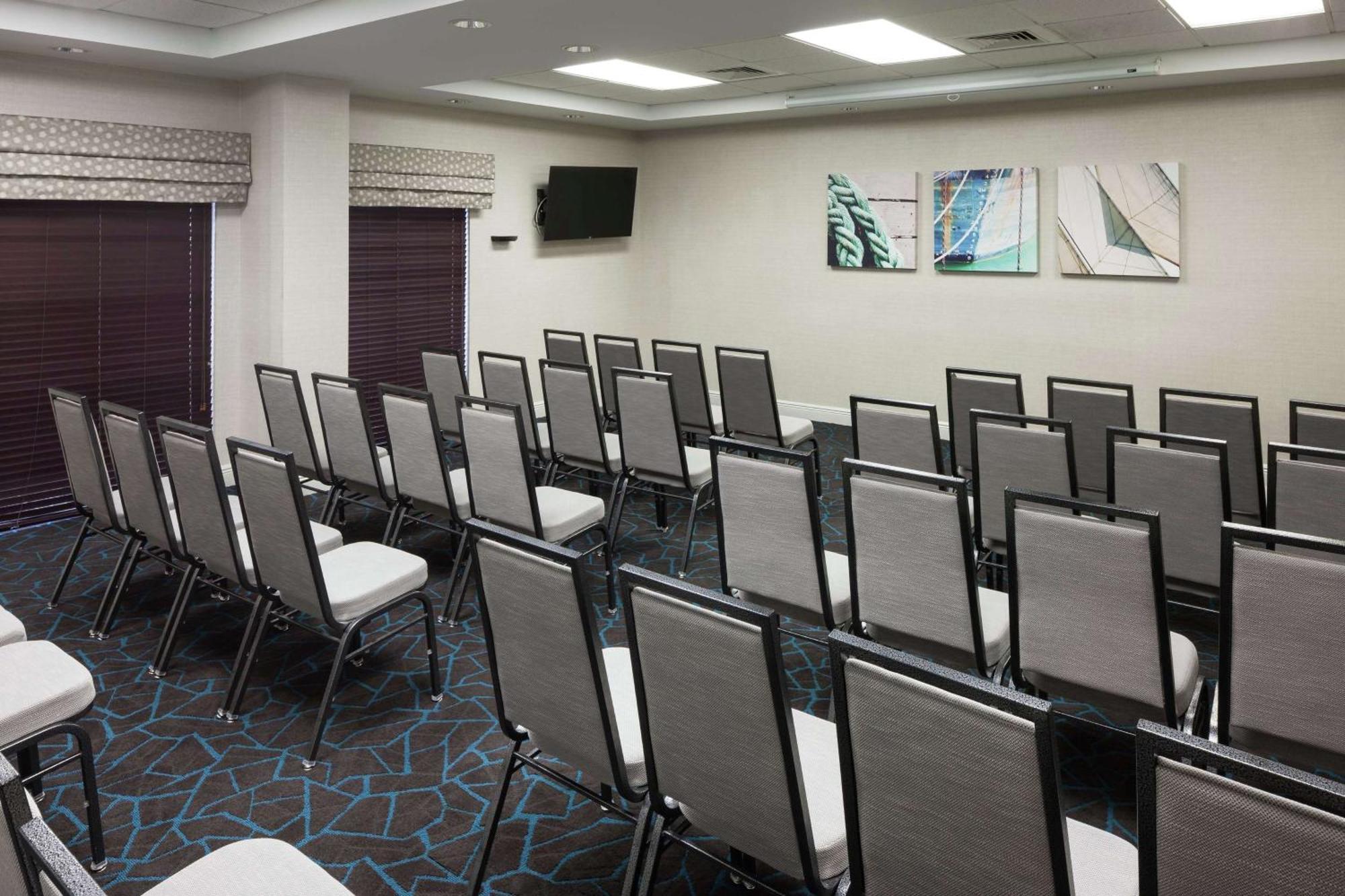 Hampton & Miami-doral Dolphin Mall Hotel Sweetwater